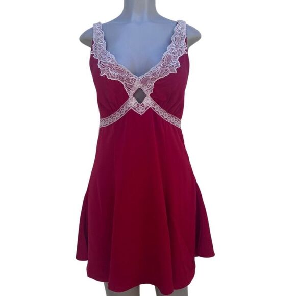NWT Wild Fables Mini Slip Holiday Dress Women's Small Red V-neck Lace Trim - Picture 1 of 15